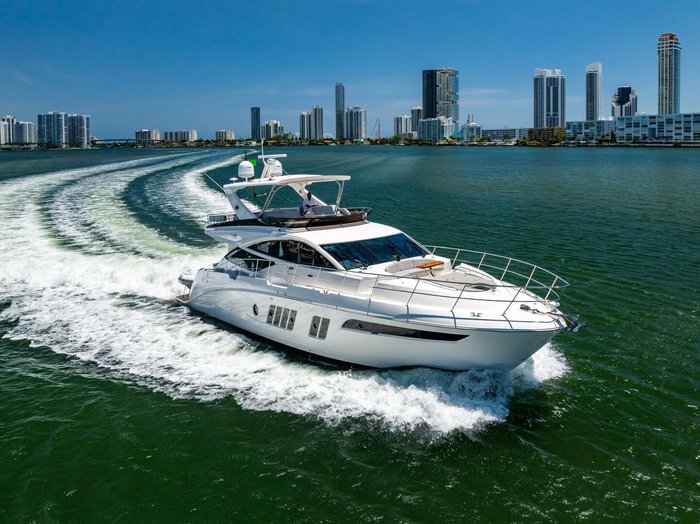 2016 Sea Ray Flybridge